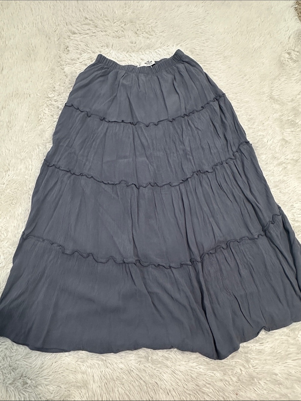 🧁 Hollister Ultra High Rise Maxi Skirt
